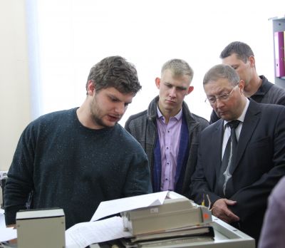 27 июня 2019 студенты Технического нефтегазового института посетили ФБУ «Сахалинский ЦСМ»